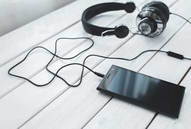 意甲媒体透露：阿莱格里不准备购买左后卫，他认为巴特萨吉就是米兰左后卫的最佳人选